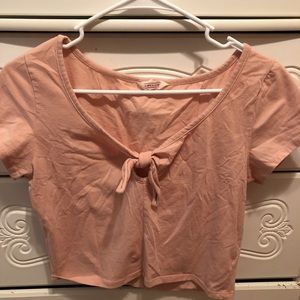 Cropped shirt with tie detail